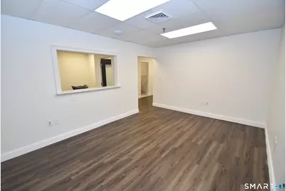 935 Main Street, Manchester, CT 06040 - Photo 5