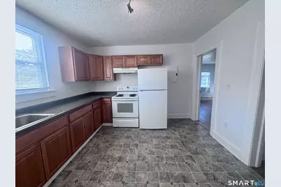 1690 Litchfield Turnpike #2, Woodbridge, CT 06525 - Photo 17