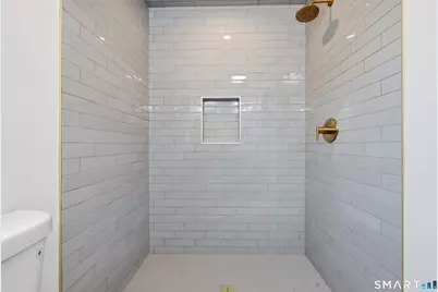 110 Russell Road, Stratford, CT 06614 - Photo 19