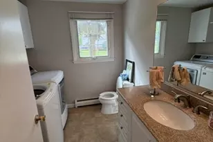 17 Lancaster Rd, Cromwell, CT 06416 - Photo 13