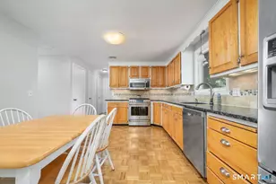 17 Lancaster Rd, Cromwell, CT 06416 - Photo 15