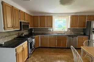 17 Lancaster Rd, Cromwell, CT 06416 - Photo 5