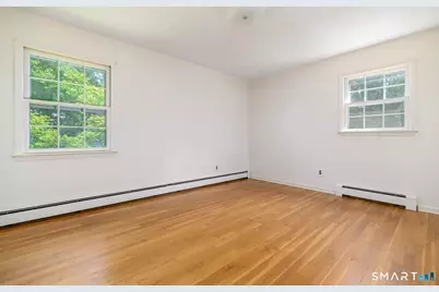 345 Haig Avenue, Stamford, CT 06905 - Photo 11