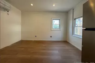 61 Field St, Waterbury, CT 06702 - Photo 3