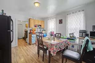 319 Carroll Ave, Bridgeport, CT 06607 - Photo 11