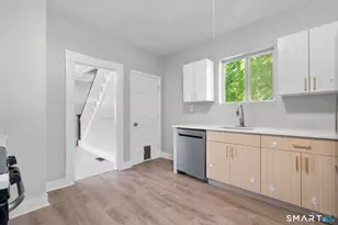 52 Granger St, Waterbury, CT 06704 - Photo 9