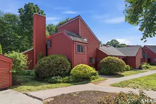 298 Hollister Way W, Glastonbury, CT 06033 - Photo 3