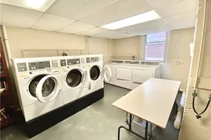 70 Strawberry Hill Ave, Stamford, CT 06902 - Photo 15