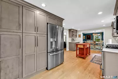 47 Spring Lane, West Hartford, CT 06107 - Photo 9