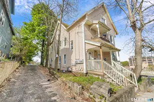 10 Wood St, Waterbury, CT 06704 - Photo 3