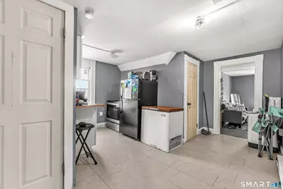 10 Wood Street, Waterbury, CT 06704 - Photo 25