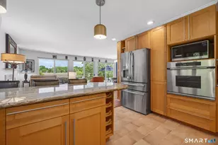 11 Cambridge Ct E, Old Saybrook, CT 06475 - Photo 9