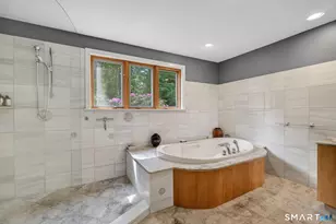 11 Cambridge Ct E, Old Saybrook, CT 06475 - Photo 17