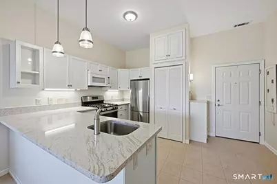 38 Hope Street #20, East Lyme, CT 06357 - Photo 9