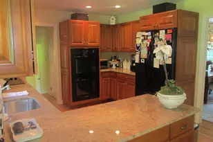47 Barringer Rd, Darien, CT 06820 - Photo 7