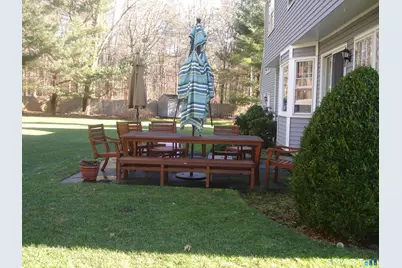 47 Barringer Road, Darien, CT 06820 - Photo 3