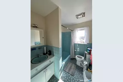 200 Robin Street #2, Bridgeport, CT 06606 - Photo 13
