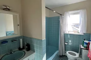 200 Robin St, Bridgeport, CT 06606 - Photo 13
