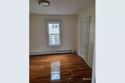 19 Sprague Street, Waterbury, CT 06704 - Photo 5