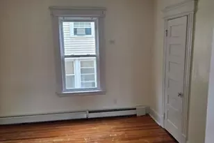 19 Sprague St, Waterbury, CT 06704 - Photo 5