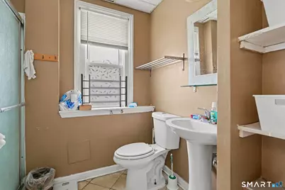 137 Sherwood Avenue, Bridgeport, CT 06605 - Photo 3