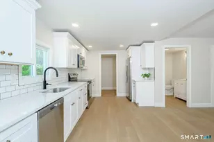 193 E Franklin St, Killingly, CT 06239 - Photo 17