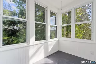 94 Walnut St, Waterbury, CT 06704 - Photo 21