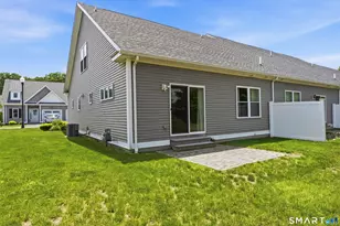 65 South Lakeside Dr, Orange, CT 06477 - Photo 33