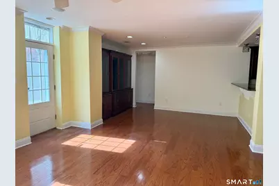 30 Schoolhouse Drive #105, West Hartford, CT 06110 - Photo 5