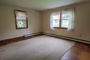 52 Phoenix Ave, Naugatuck, CT 06770 - Photo 15
