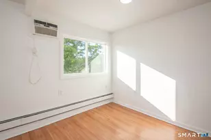 2879 Fairfield Ave, Bridgeport, CT 06605 - Photo 13