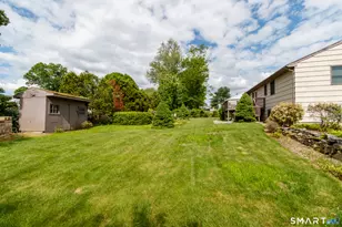 30 Dellwood Dr, Milford, CT 06460 - Photo 33
