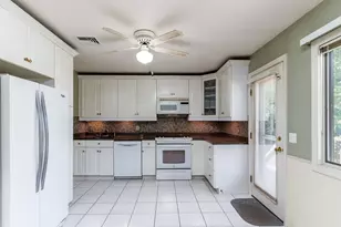 30 Dellwood Dr, Milford, CT 06460 - Photo 13