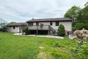 30 Dellwood Dr, Milford, CT 06460 - Photo 3