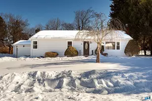26 Kelly Rd, Hamden, CT 06518 - Photo 3