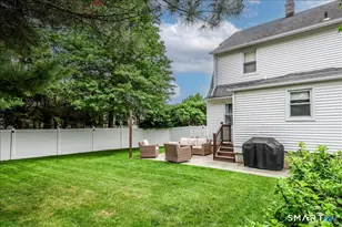 46 Reynolds Dr, Fairfield, CT 06824 - Photo 37