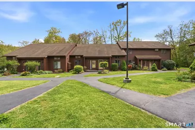 348 Boston Post Road #A4, Waterford, CT 06385 - Photo 1