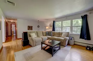 36 Hickory Dr, Hebron, CT 06248 - Photo 7