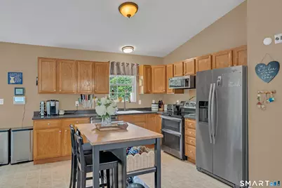 971 Yale Avenue, Wallingford, CT 06492 - Photo 13