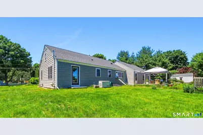 24 Crown Street, Trumbull, CT 06611 - Photo 7