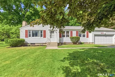 852 Brookside Drive, Orange, CT 06477 - Photo 3