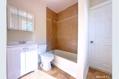 64 Dikeman Street #2nd Floor, Waterbury, CT 06704 - Photo 11