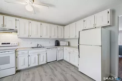 12 Georgetown Drive #D, Enfield, CT 06082 - Photo 3