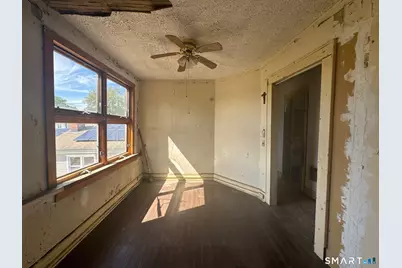 148 North Bishop Avenue, Bridgeport, CT 06610 - Photo 17