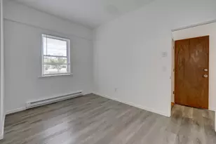 41 E High St, East Hampton, CT 06424 - Photo 13
