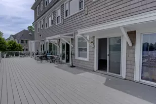 41 E High St, East Hampton, CT 06424 - Photo 3