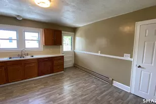 72 Berry St, Torrington, CT 06790 - Photo 9
