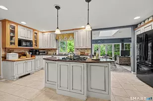 91 Obtuse Hill Rd, Brookfield, CT 06804 - Photo 9