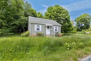 17 Elijah St, Norwich, CT 06360 - Photo 5