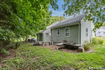 17 Elijah Street, Norwich, CT 06360 - Photo 9